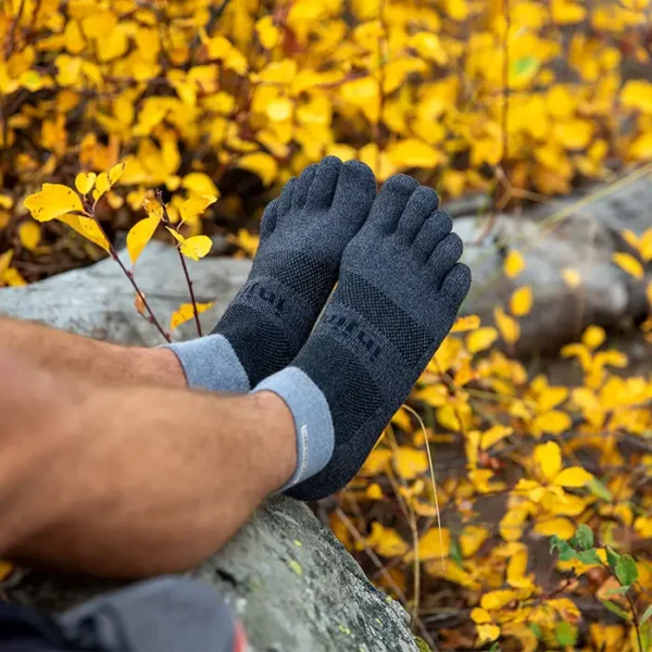 Injinji TRAIL 2.0 Midweight Mini-Crew Granite - Image 6
