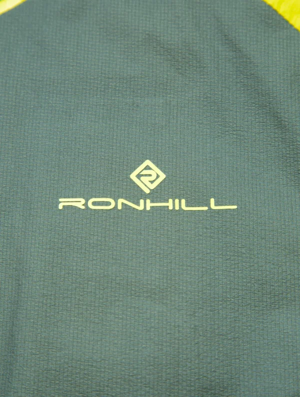 RONHILL Men's Tech Fortify Jacket Dark Sage/Acid - Image 15