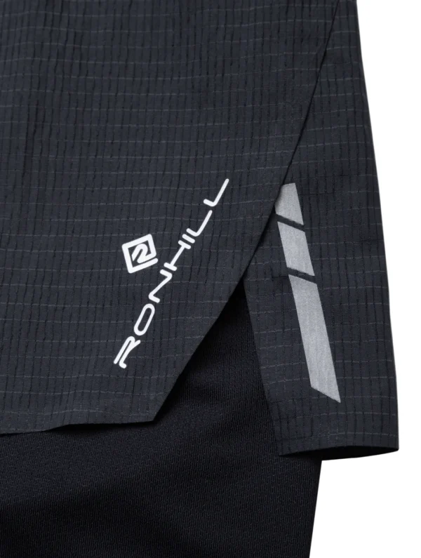 RONHILL Wmn's Tech Marathon Twin Short R009 All Black - Image 6