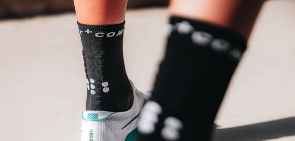 Compressport PRO MARATHON Κάλτσες V2.0 BLACK/WHITE - Image 6