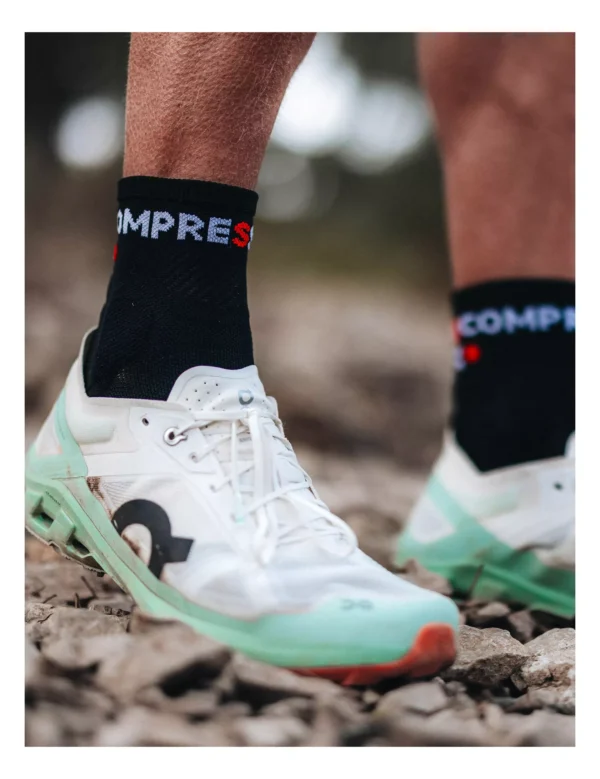 Compressport ULTRA TRAIL LOW Κάλτσες BLACK/RED - Image 2
