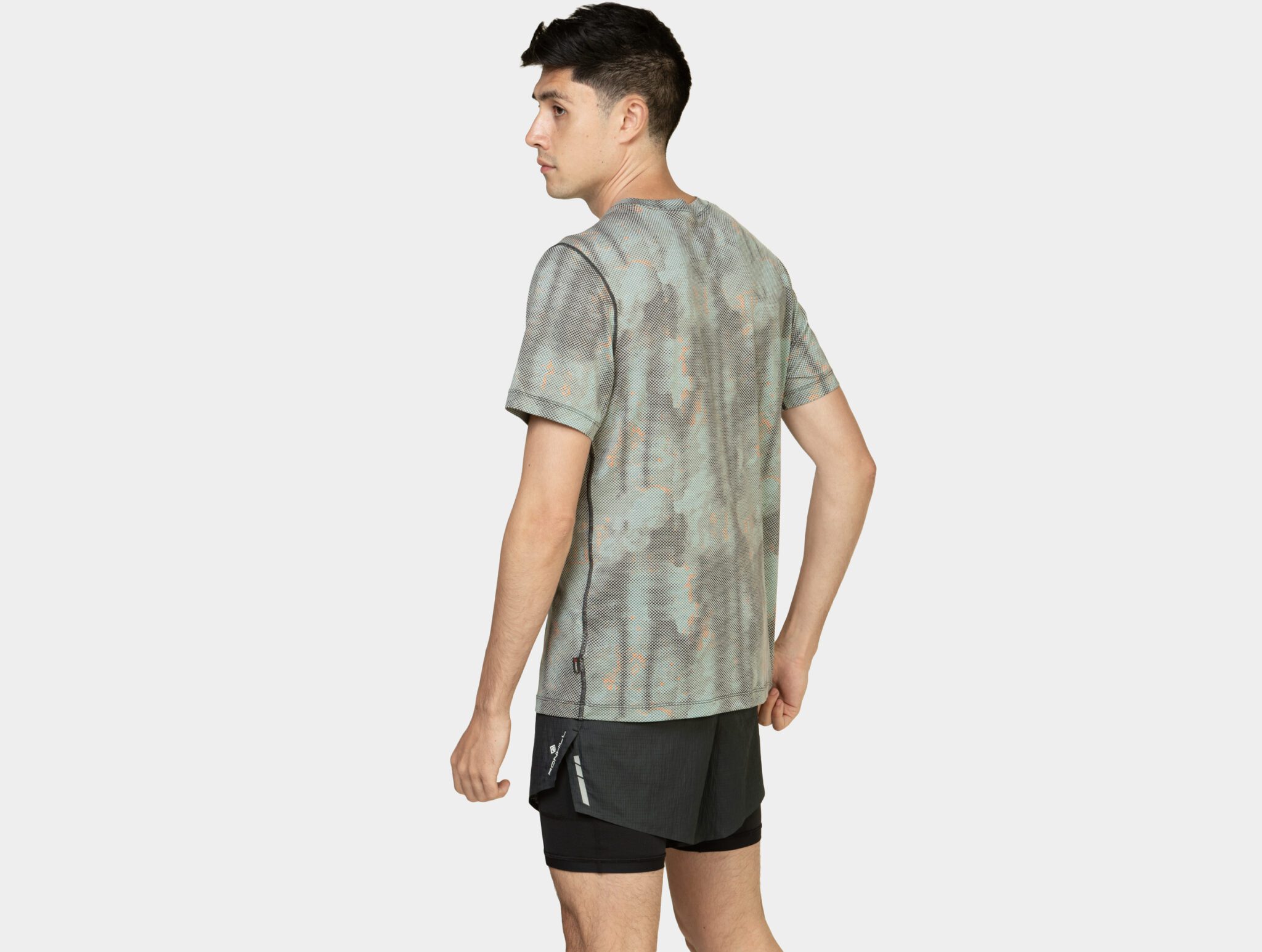 Ronhill Men's Tech Golden Hour Tee Rh-01403 Monolith Lost Trails - Image 4