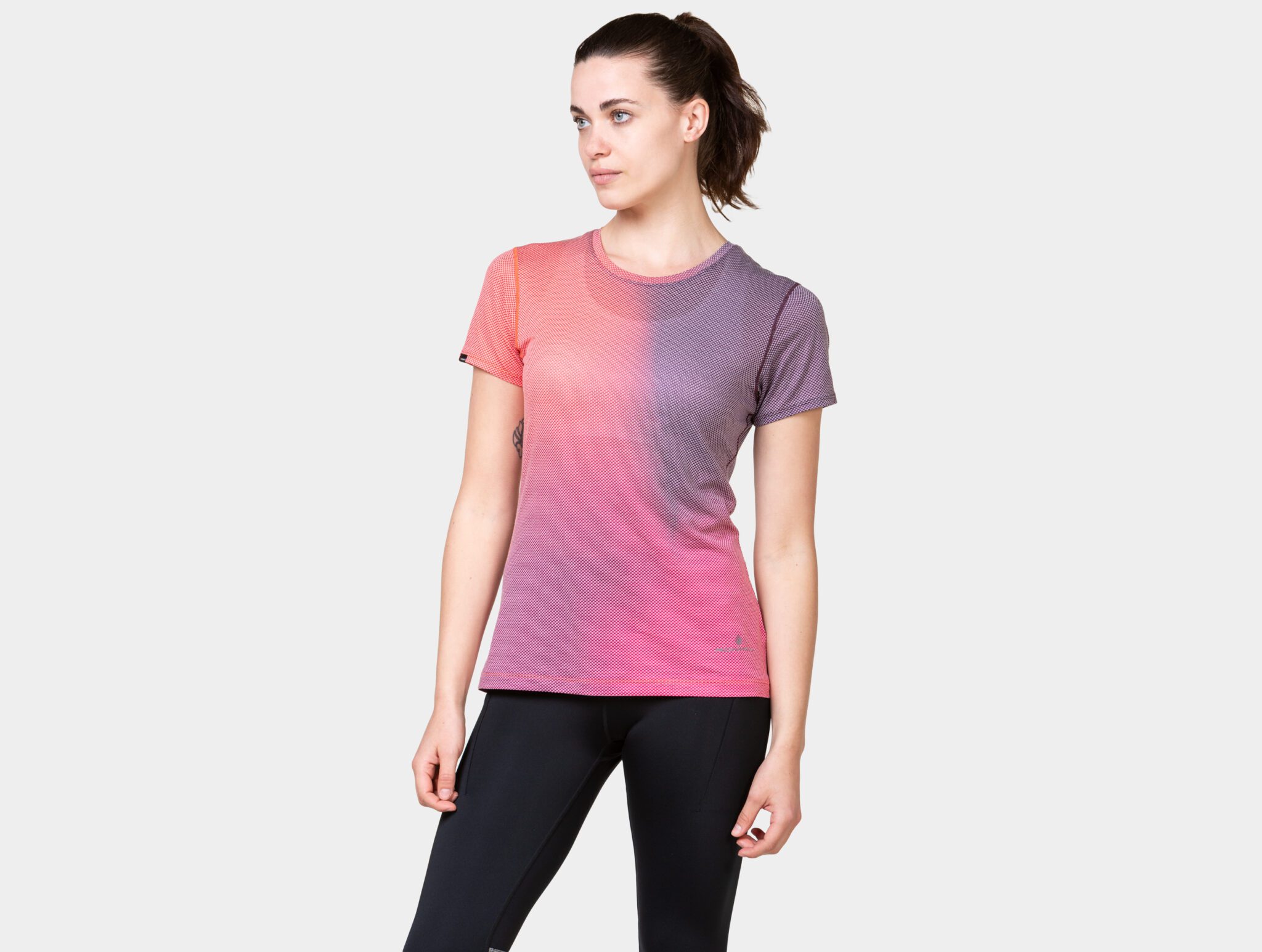 Ronhill Wmn's Tech Golden Hour Tee Rh-01398 Damson/Sunset Merge - Image 5