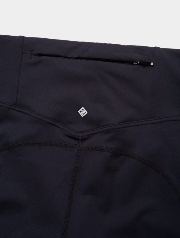 Ronhill Wmn's Tech Stretch Short R009 All Black - Image 6