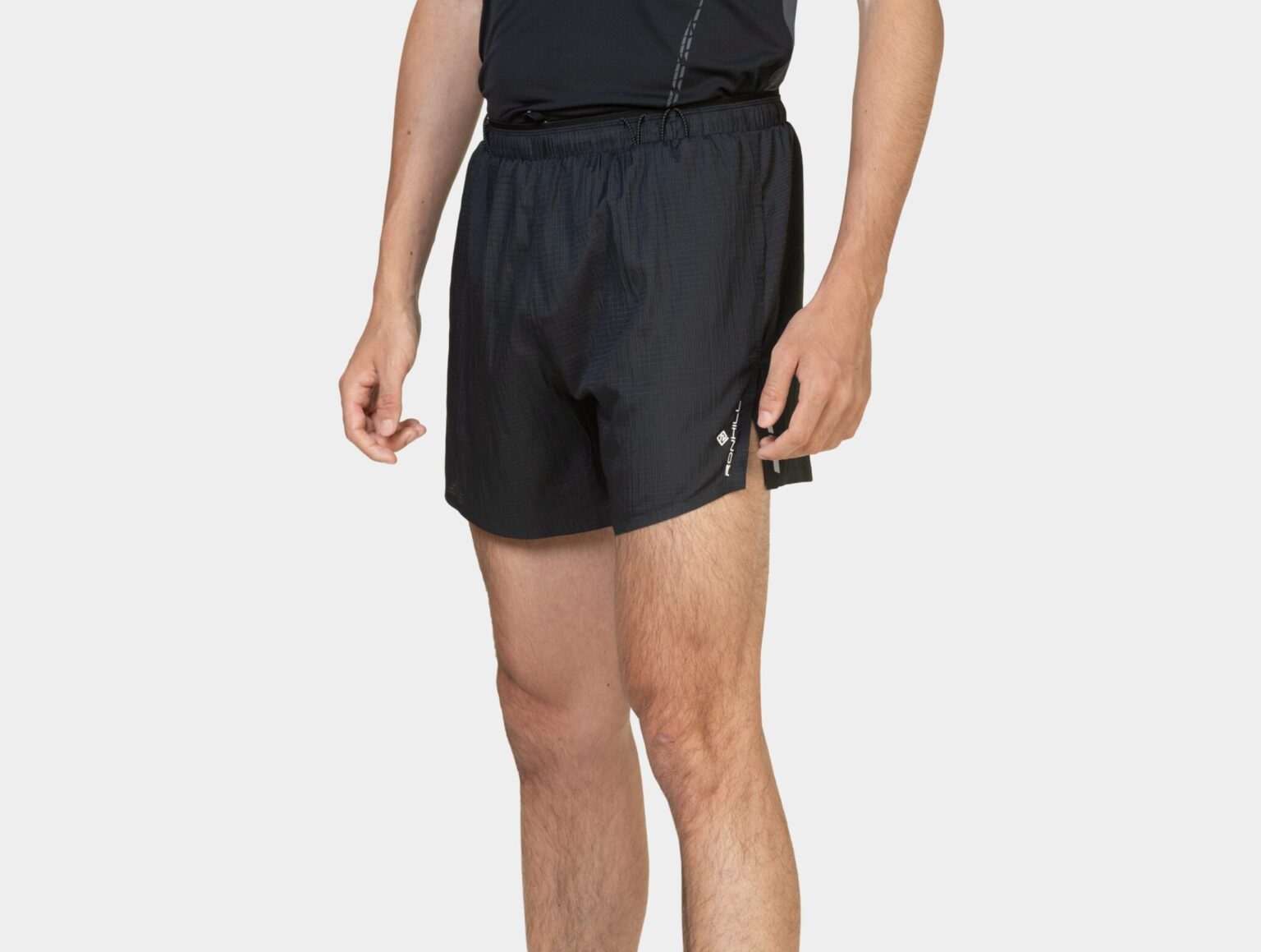 Ronhill Men's Tech Race 5" Short R009 All Black