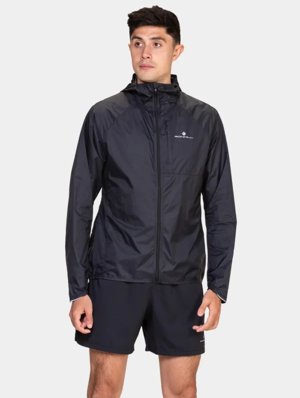 Ronhill Men's Tech All-Terrain 5" Short R009 All Black - Image 10