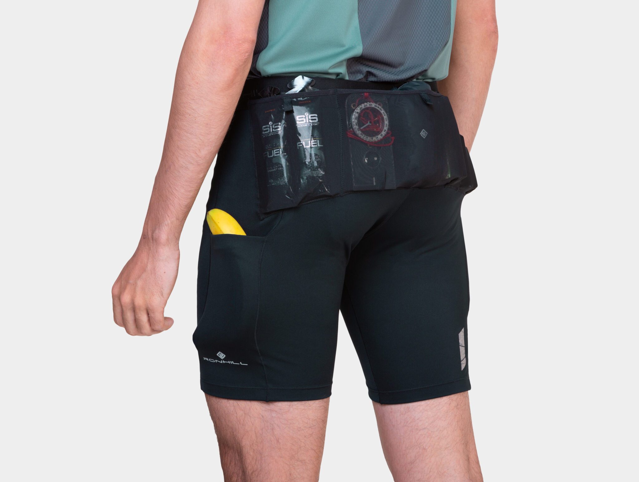 Ronhill Men's Tech All-Terrain 8" Stretch Short R009 All Black - Image 6