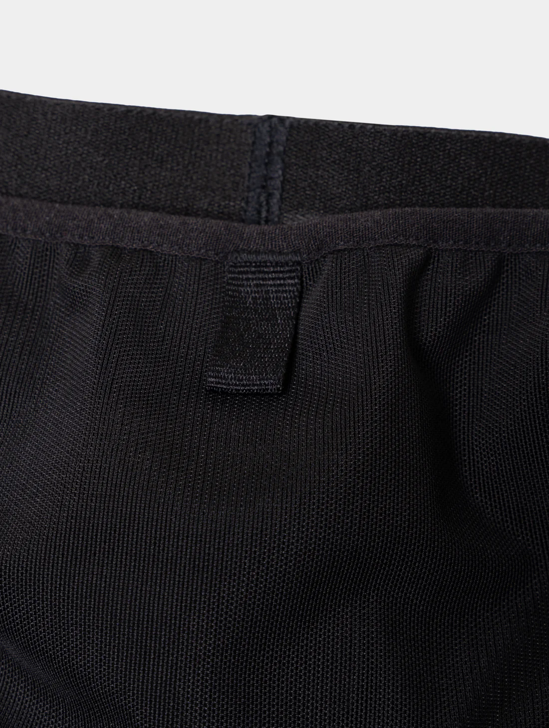 Ronhill Men's Tech All-Terrain 5" Short R009 All Black - Image 11