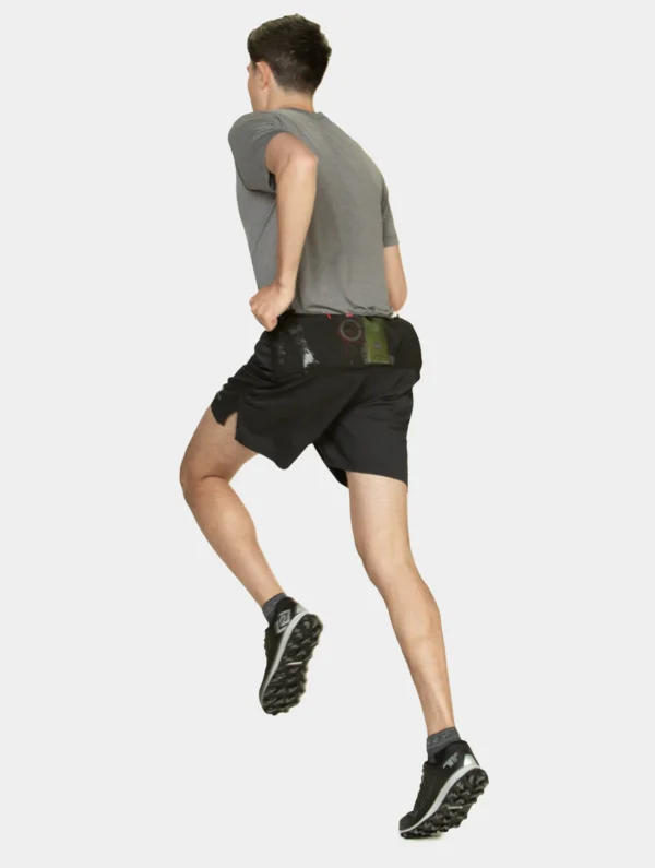 Ronhill Men's Tech All-Terrain 5" Short R009 All Black - Image 7