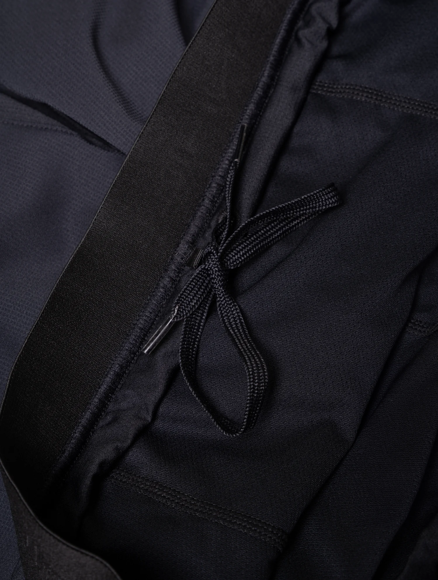 Ronhill Ανδρικό Σορτσάκι Tech 7" Twin Short R009 All Black - Image 3