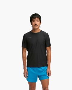 HOKA Ανδρικό Μπλουζάκι Airolite Short Sleeve 2.0 BKGD-BLACK / GOLD