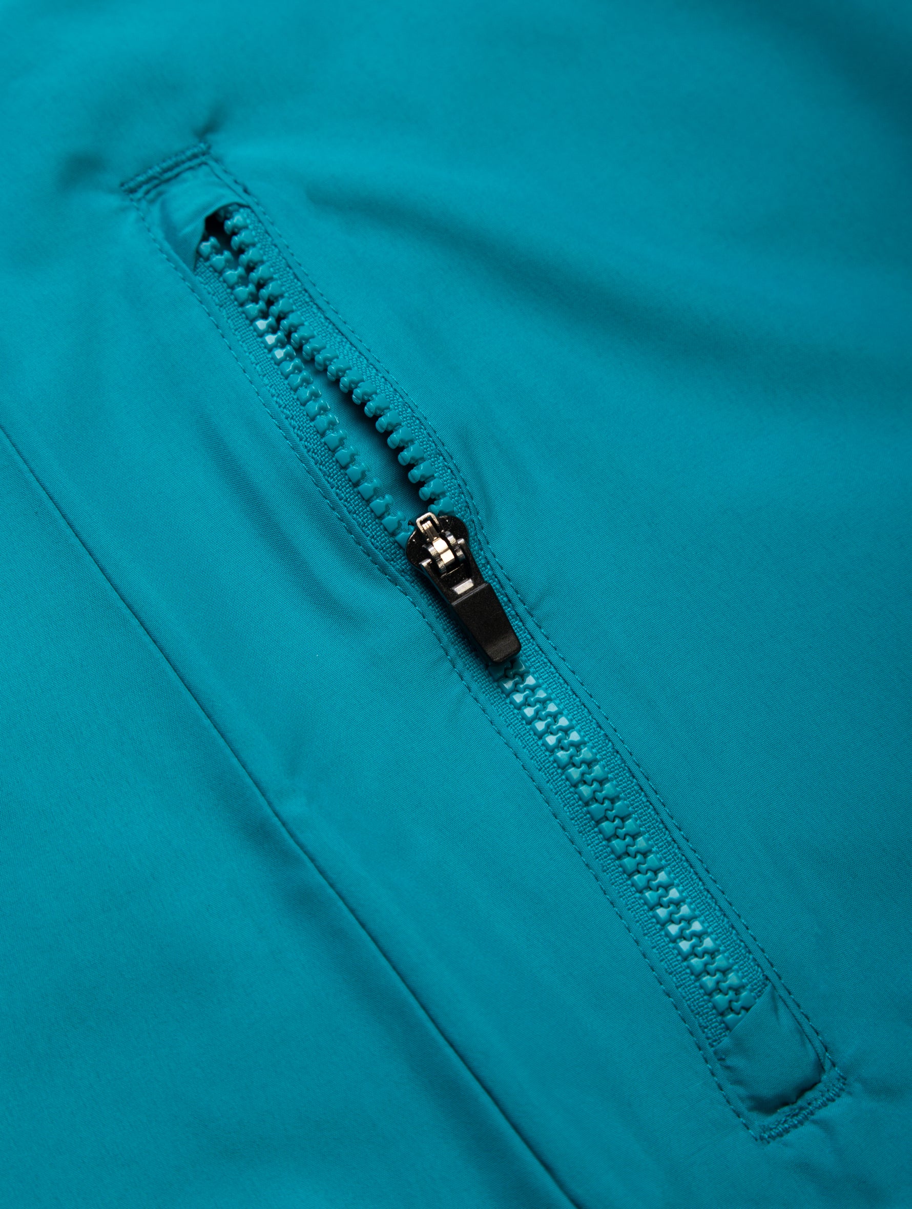 Ronhill Wmn's Core Jacket Rh-01141 Azure/Bright White - Image 2