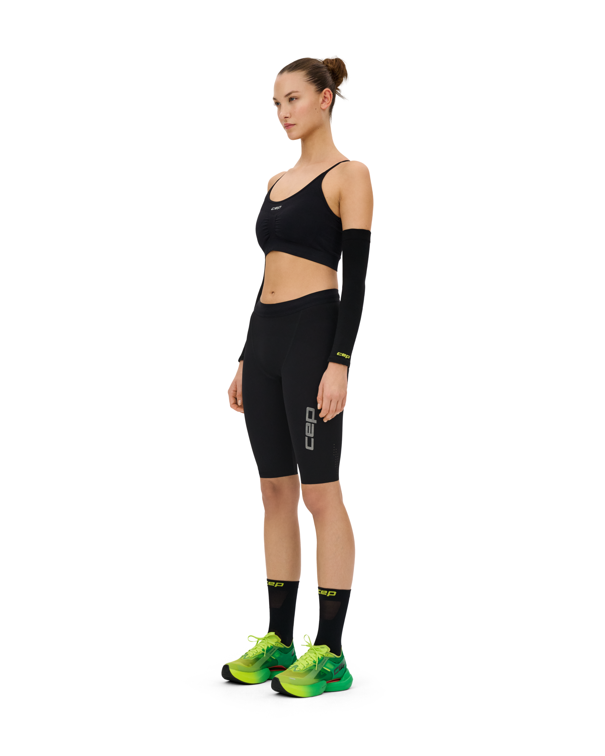 CEP run ultralight μανίκια συμπίεσης χεριών unisex Μαύρα – Short - Image 4